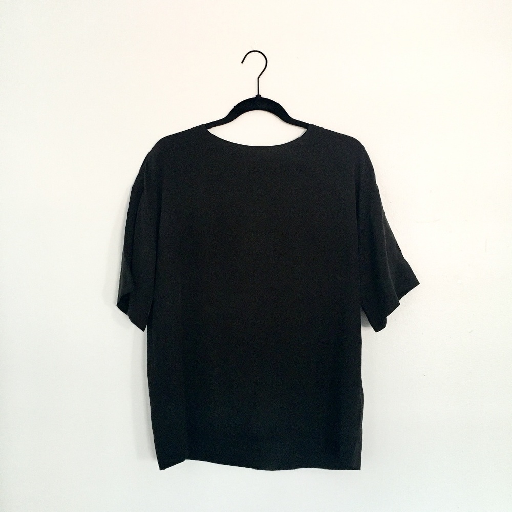 Everlane Silk Short-Sleeve Crew Neck Tee